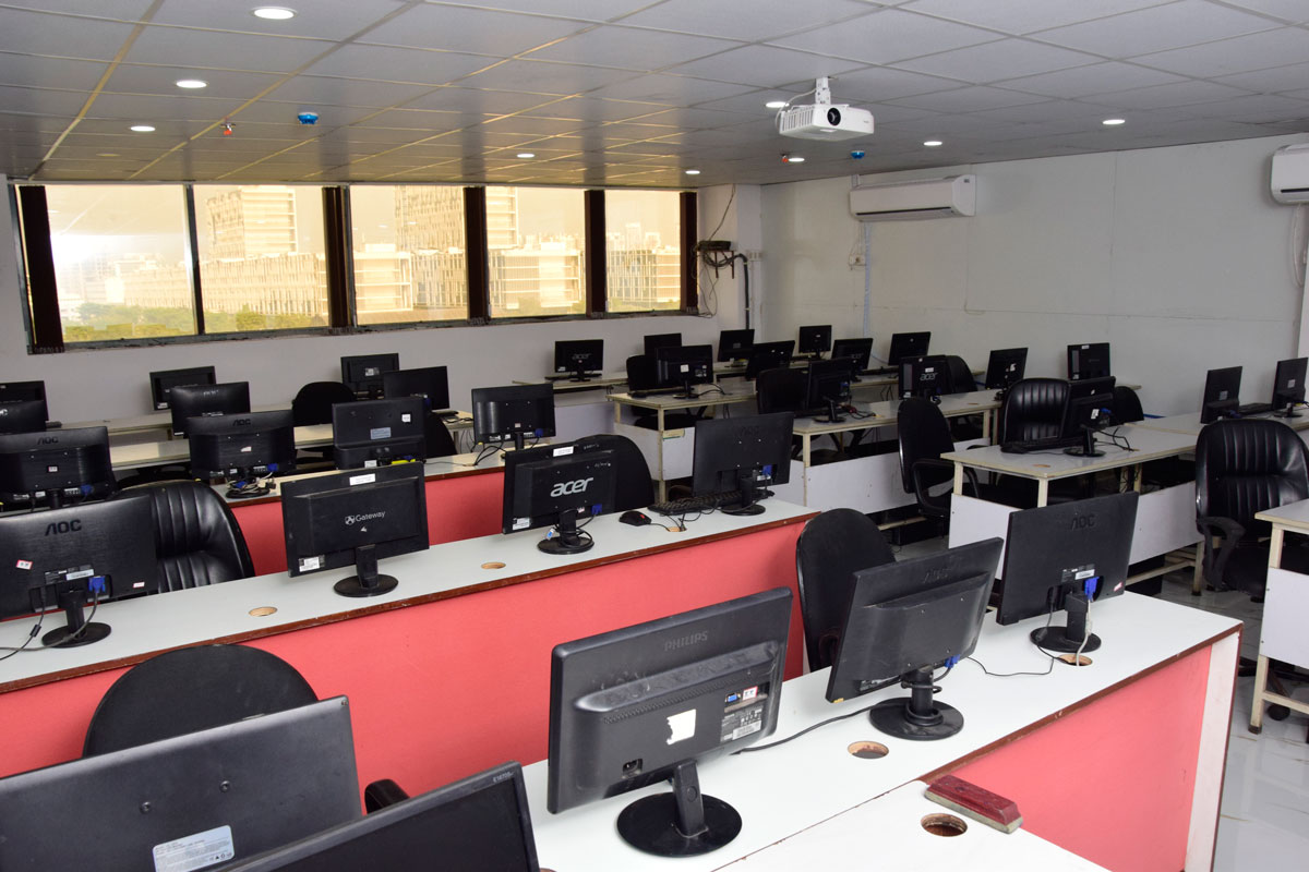 Large computer lab arranged for training